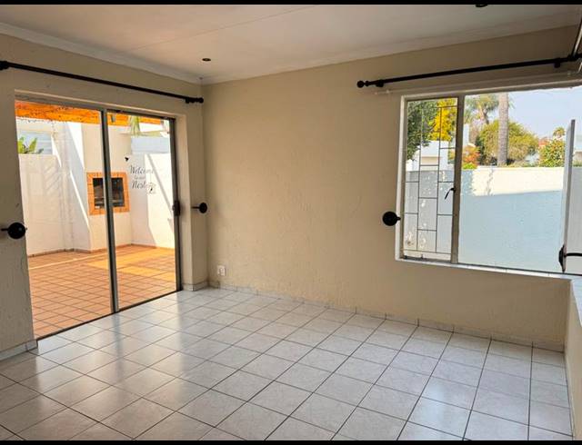 2 BEDROOM TOWNHOUSE FOR SALE IN CELTISDAL